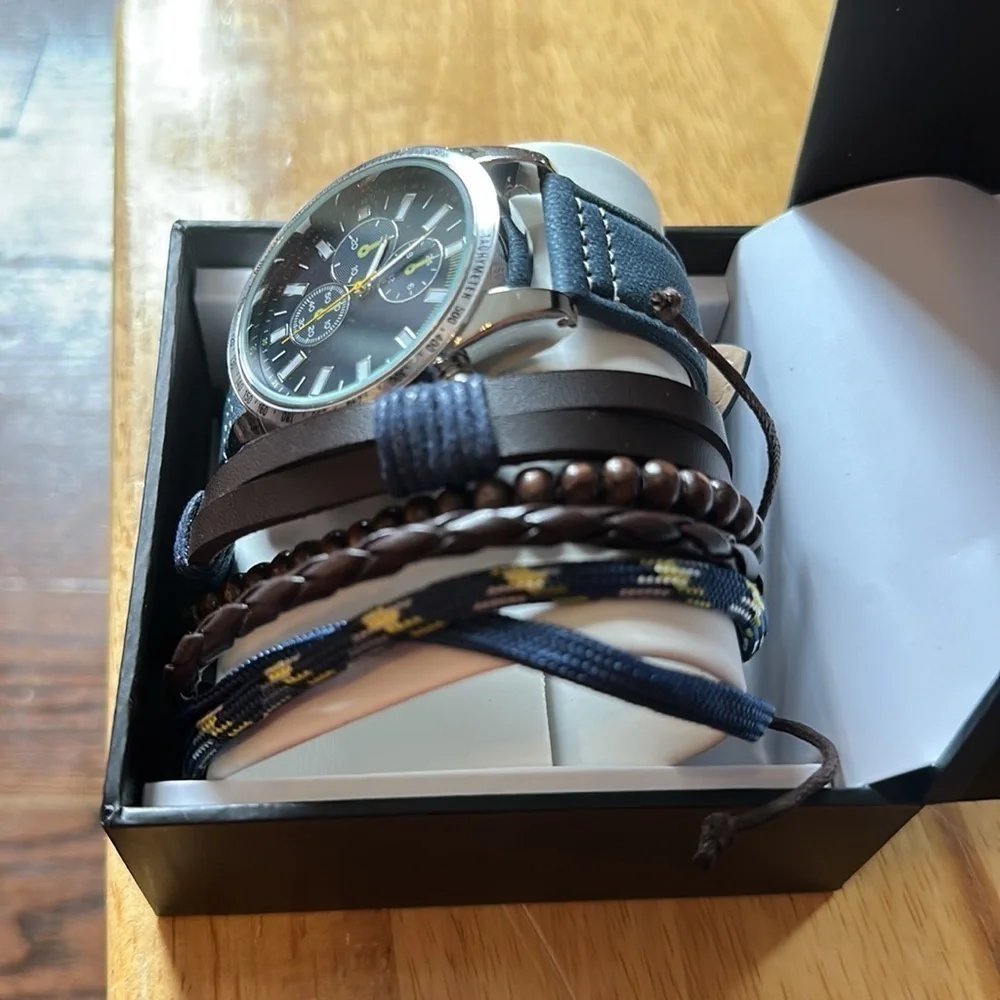 NIB Men's Chronograph Silver-Tone Faux Leather Strap Watch Set 48mm,
